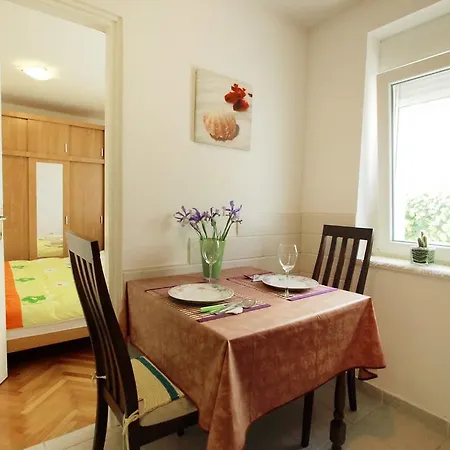 Lovely Apartment In Zadar With Wifi Zadar